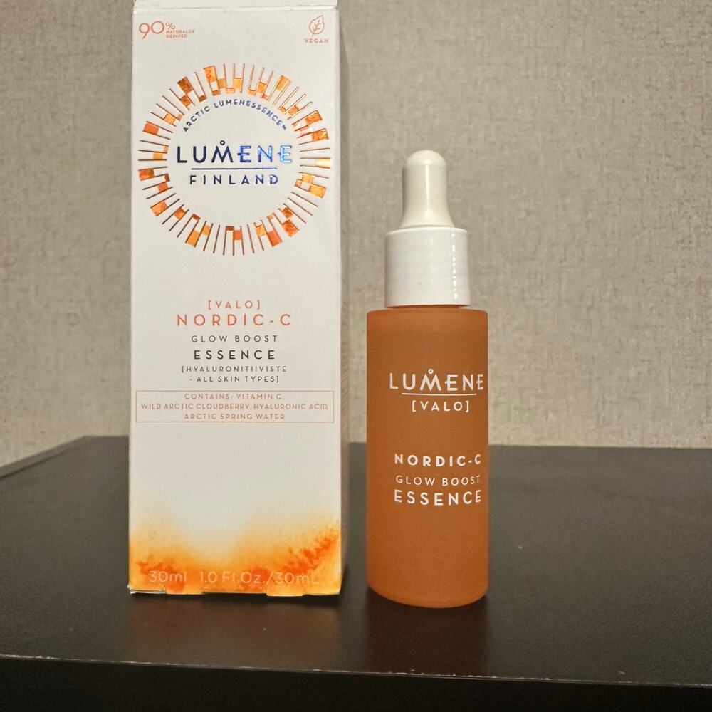 Lumene Nordic C Glow Boost Essence Vitamin C Serum face moisturizer 30ml New Box
